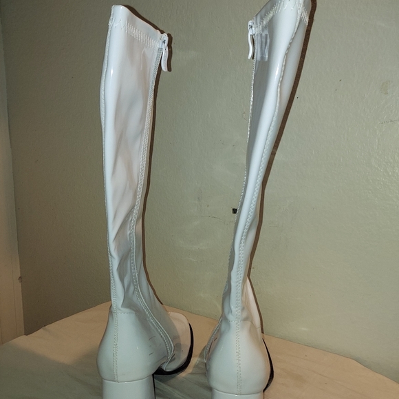 Ellie sexy go go boots color white size 10 😍 - Picture 4 of 15